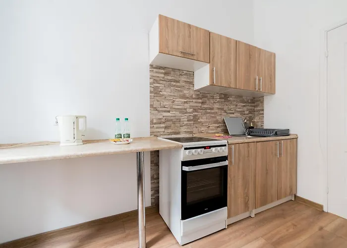 Mostowa Standard By Bookinghost * Познань