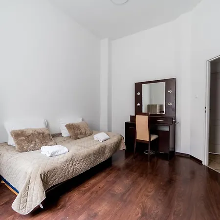 Mostowa Standard By Bookinghost Appartement